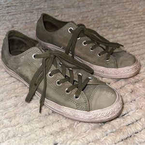 Converse all star leather sneakers size 8 men’s 10 women’s in green